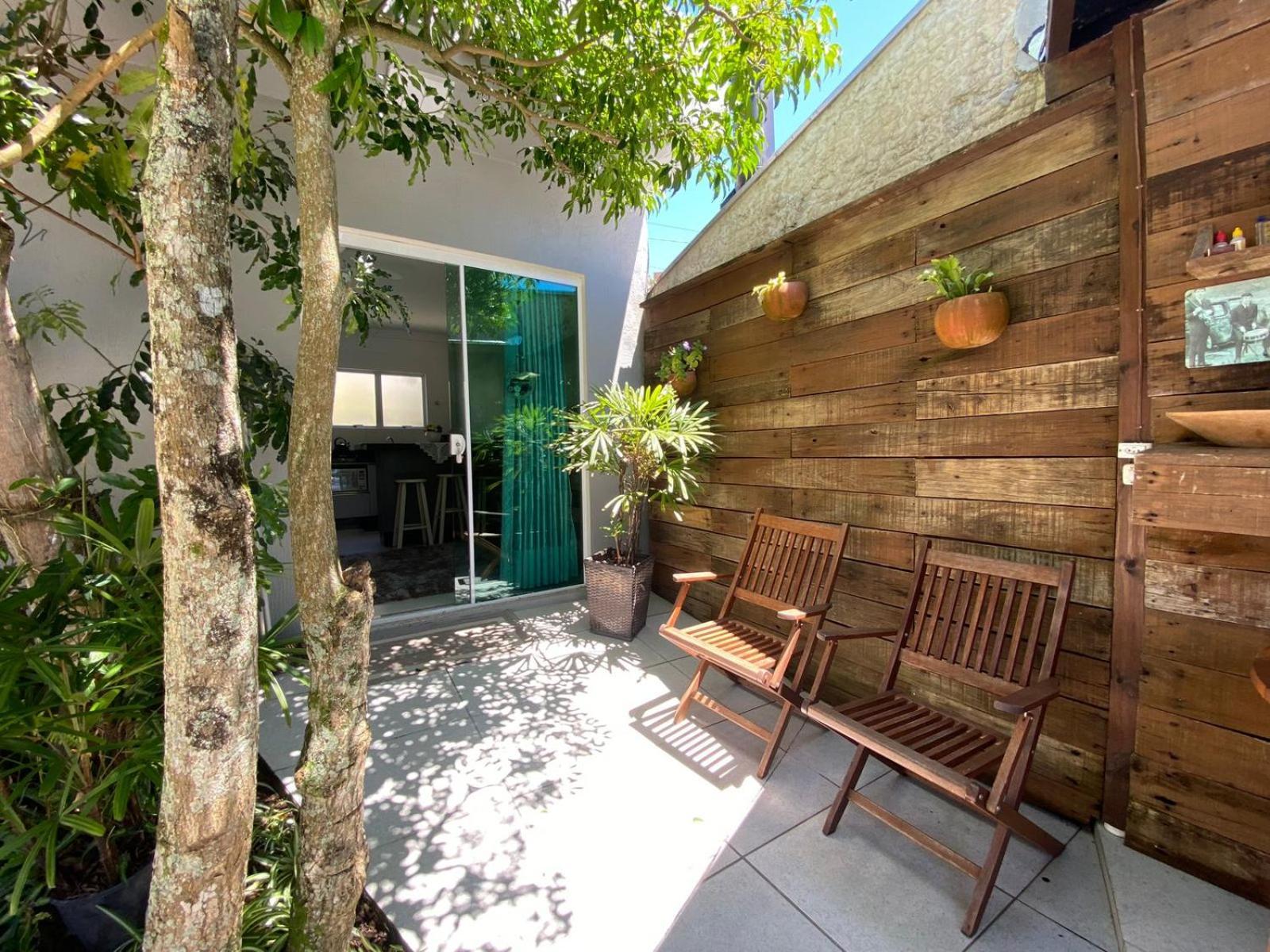 ボンビーニャス Residencial Com Piscina Possui Jacuzzi Aquecida Com Hidromassagemヴィラ エクステリア 写真